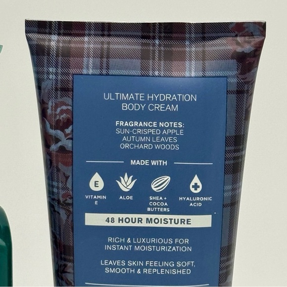 Bath and Body Works Sweater Weather Body Spray Lotion Soap Gift Set NWT - Picture 4 of 4